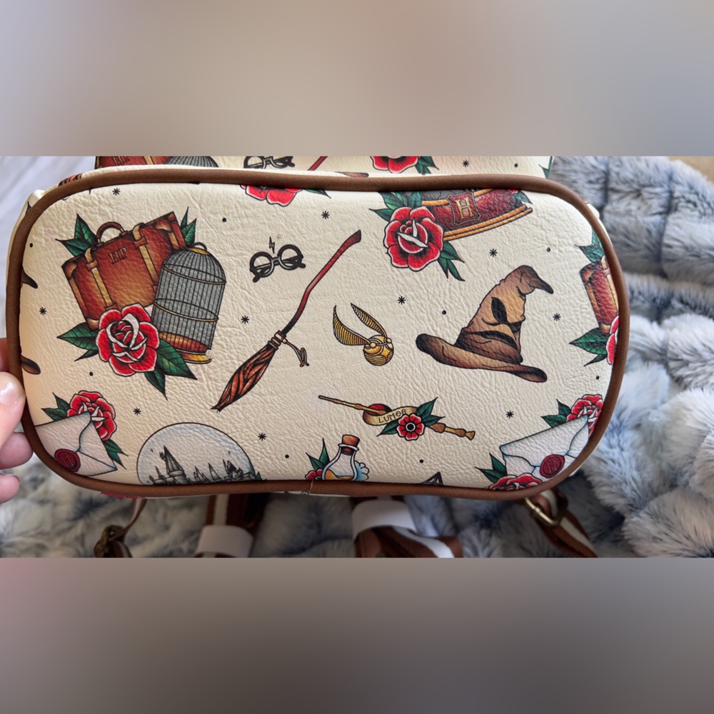 NWT Loungefly Harry Potter Magical Backpack - Picture 5 of 11